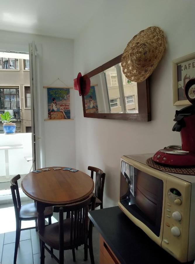 Petit Bonheur Au Coeur Du Vieux Port Apartment *