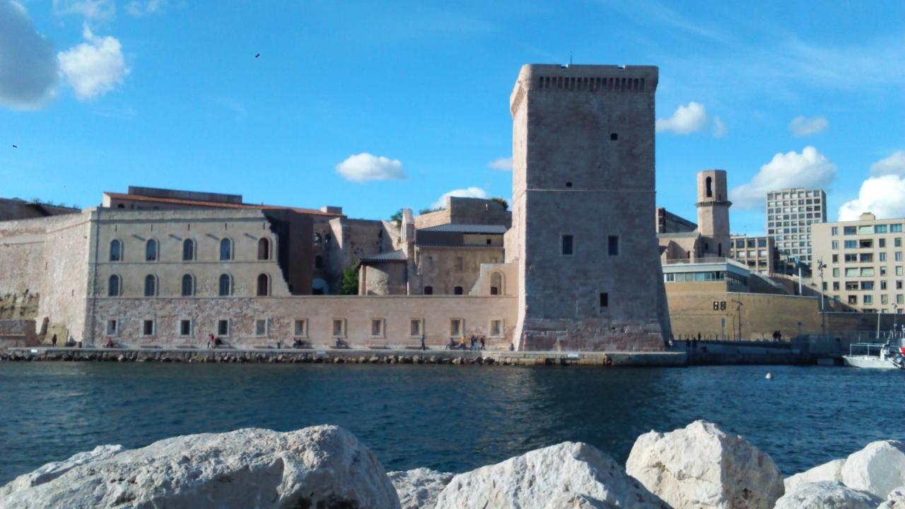 Appartement Petit Bonheur Au Coeur Du Vieux Port Marseille